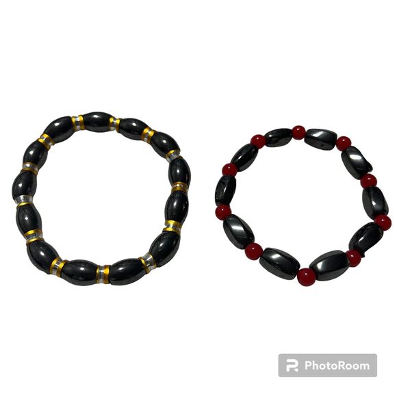 Lot of 2 Gun Metal Magnetic Beads Gold Tone & Red Bead Spacers Elastic Bracelets - Picture 2 of 7